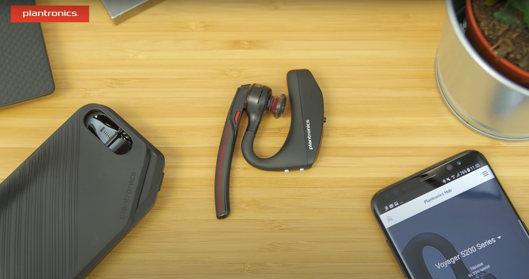 plantronics voyager pair with dongle